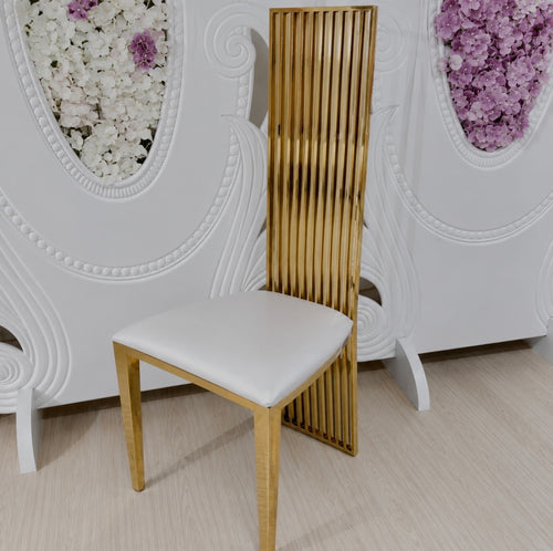 Versora Signature Chair